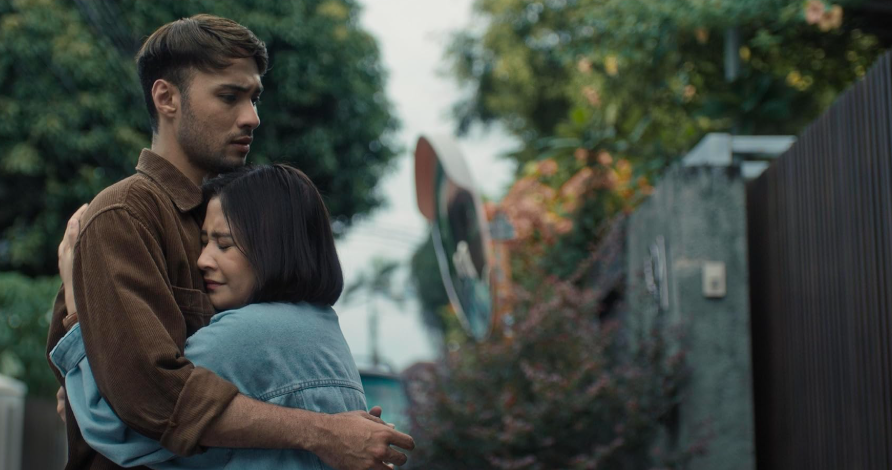 Mandala, Puisi, Teka-Teki dan Narasi Yang Tak Perlu